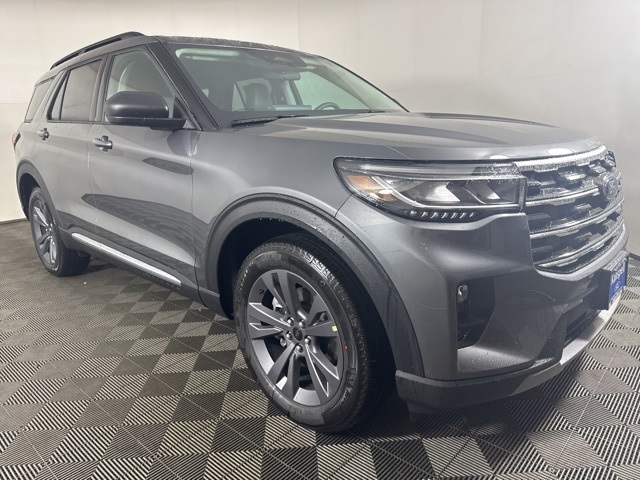 2025 Ford Explorer Active's photo