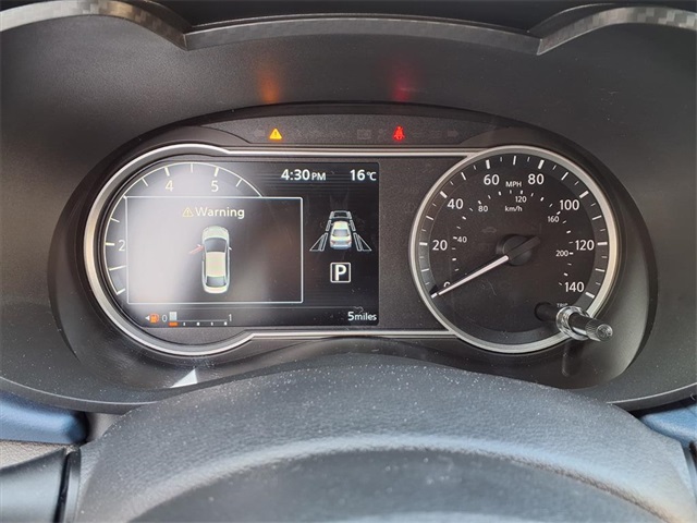 2025 Nissan Versa SV photo 18