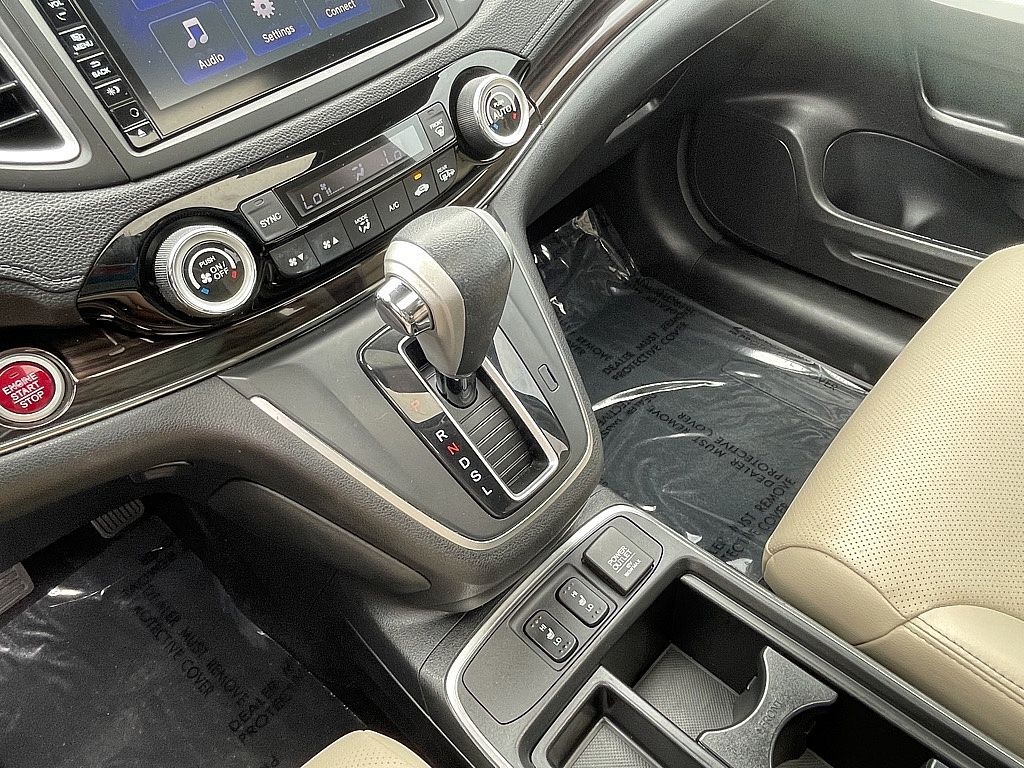2016 Honda CR-V Touring photo 18
