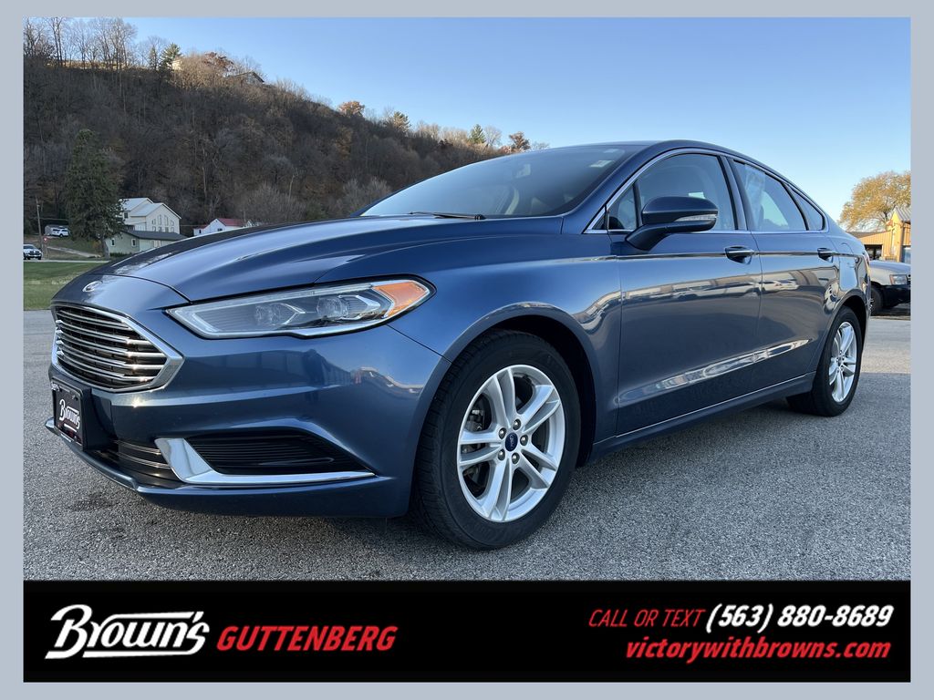 2018 Ford Fusion SE's photo