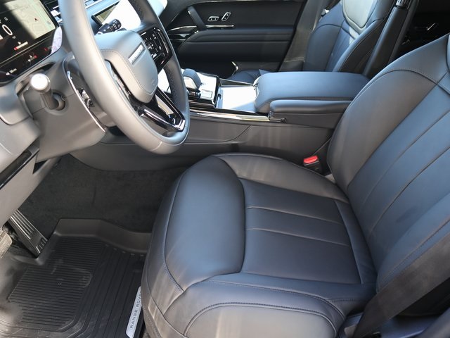 2025 Land Rover Range Rover Sport SE photo 14