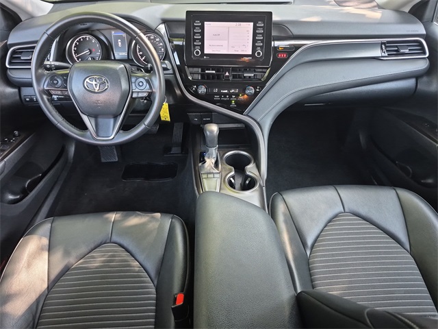 2024 Toyota Camry SE photo 13
