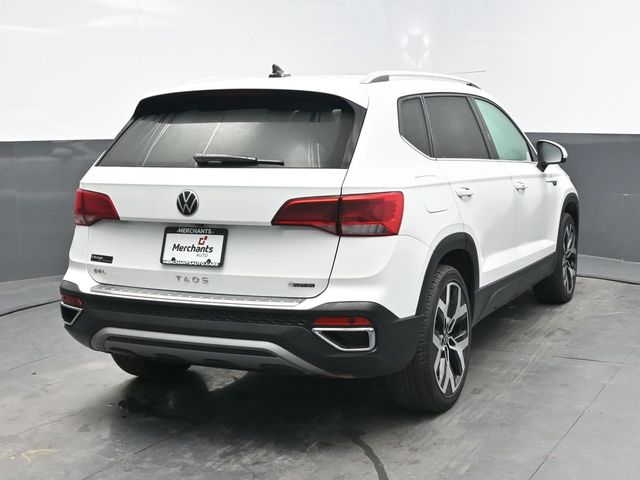 2022 Volkswagen Taos SEL photo 3