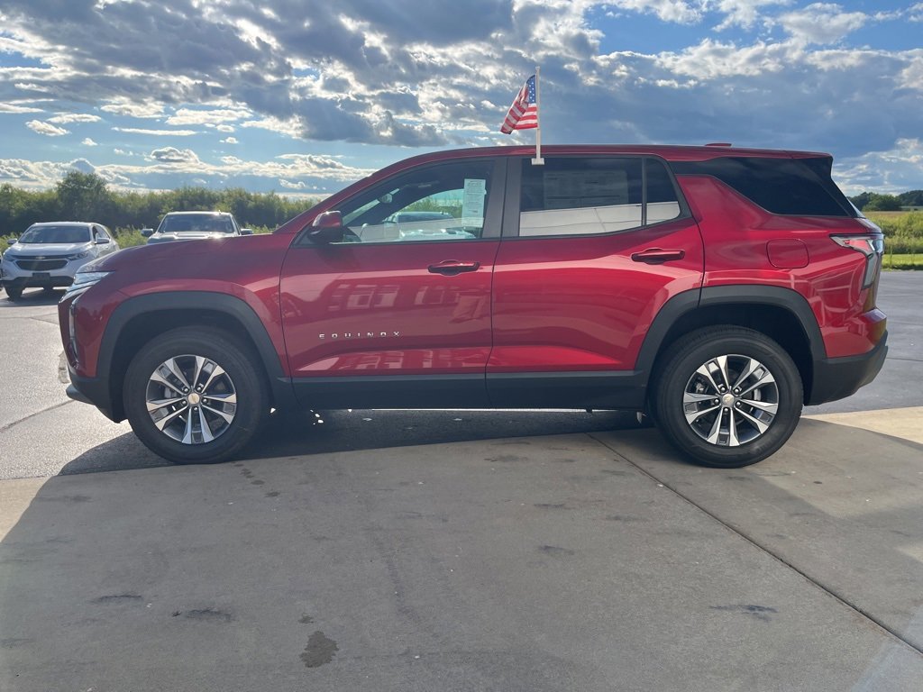 2026 Chevrolet Equinox LT photo 4