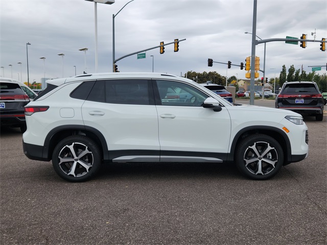 2025 Volkswagen Tiguan SE photo 2