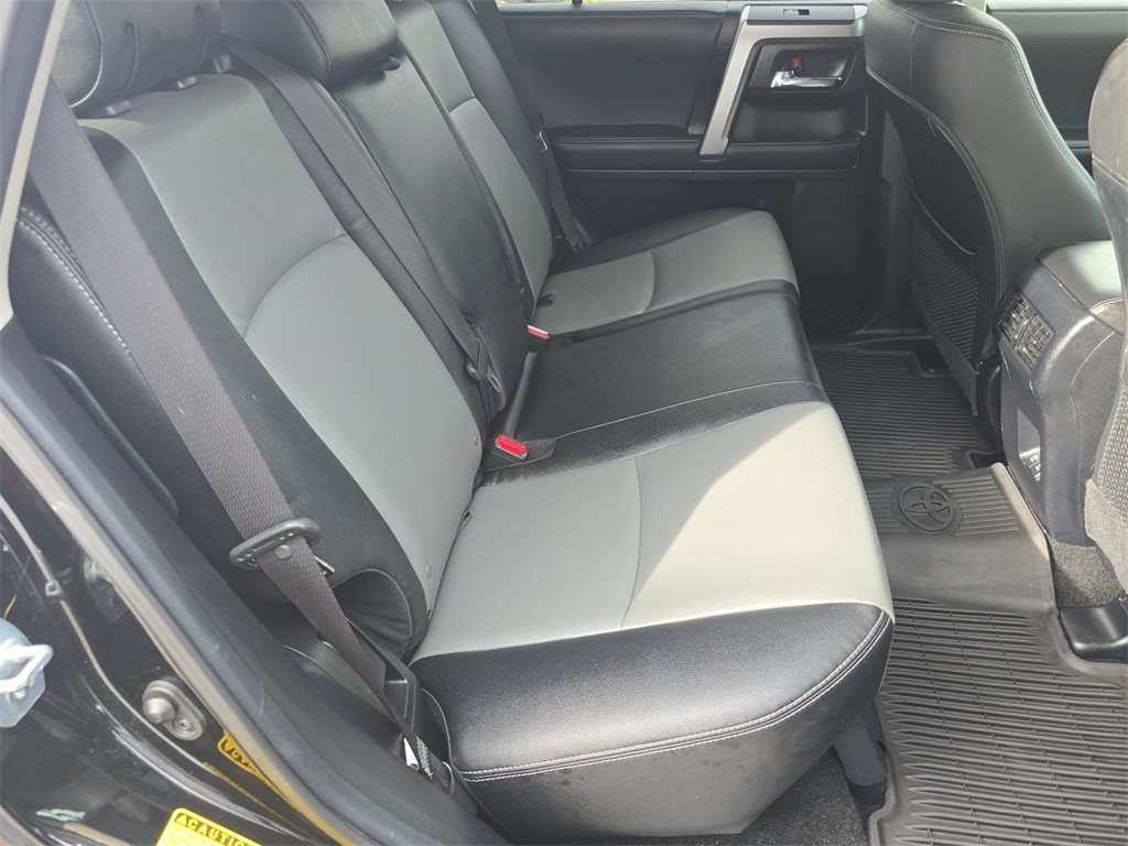 2021 Toyota 4Runner SR5 Premium photo 28