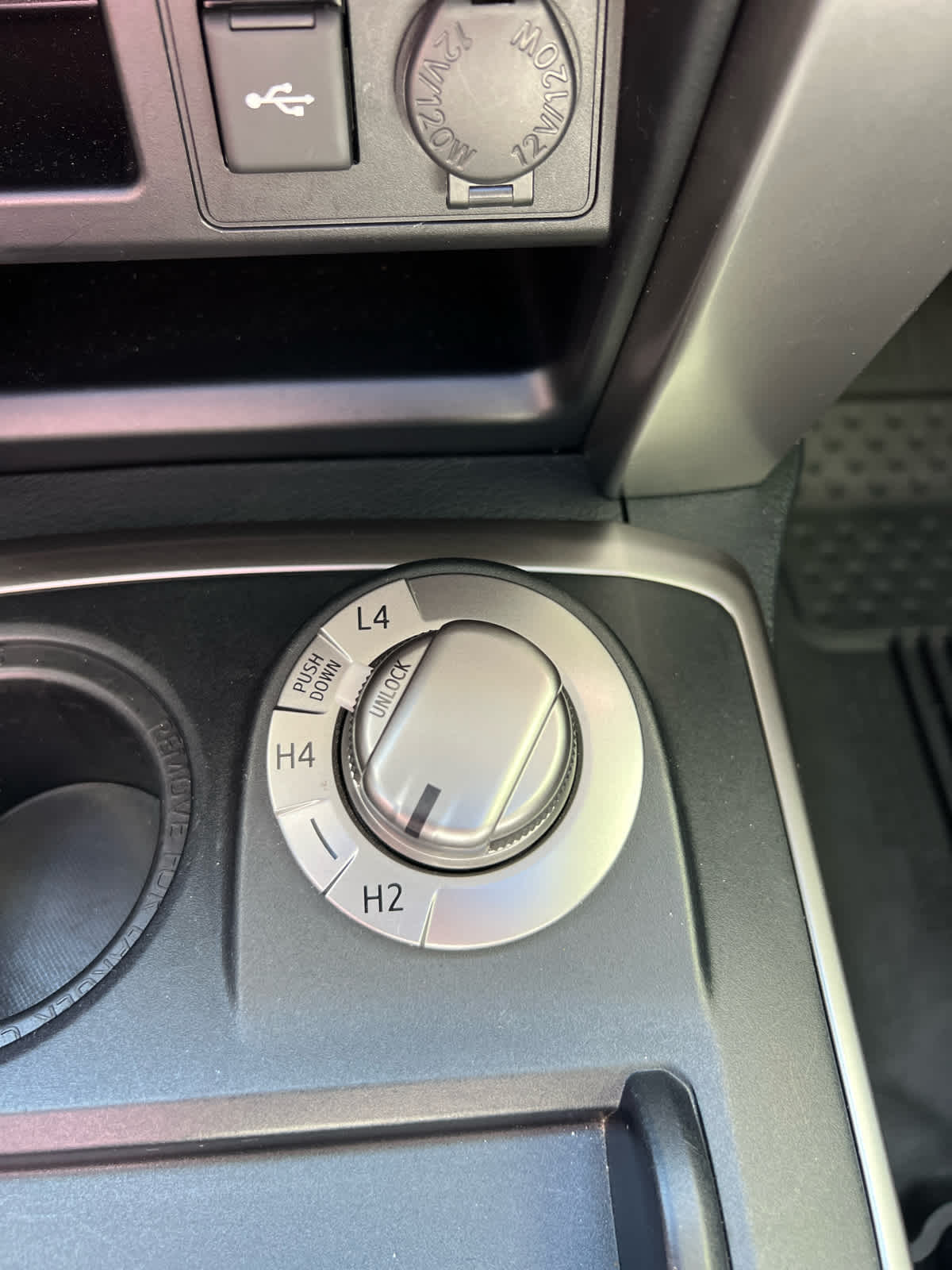 2023 Toyota 4Runner SR5 Premium photo 16