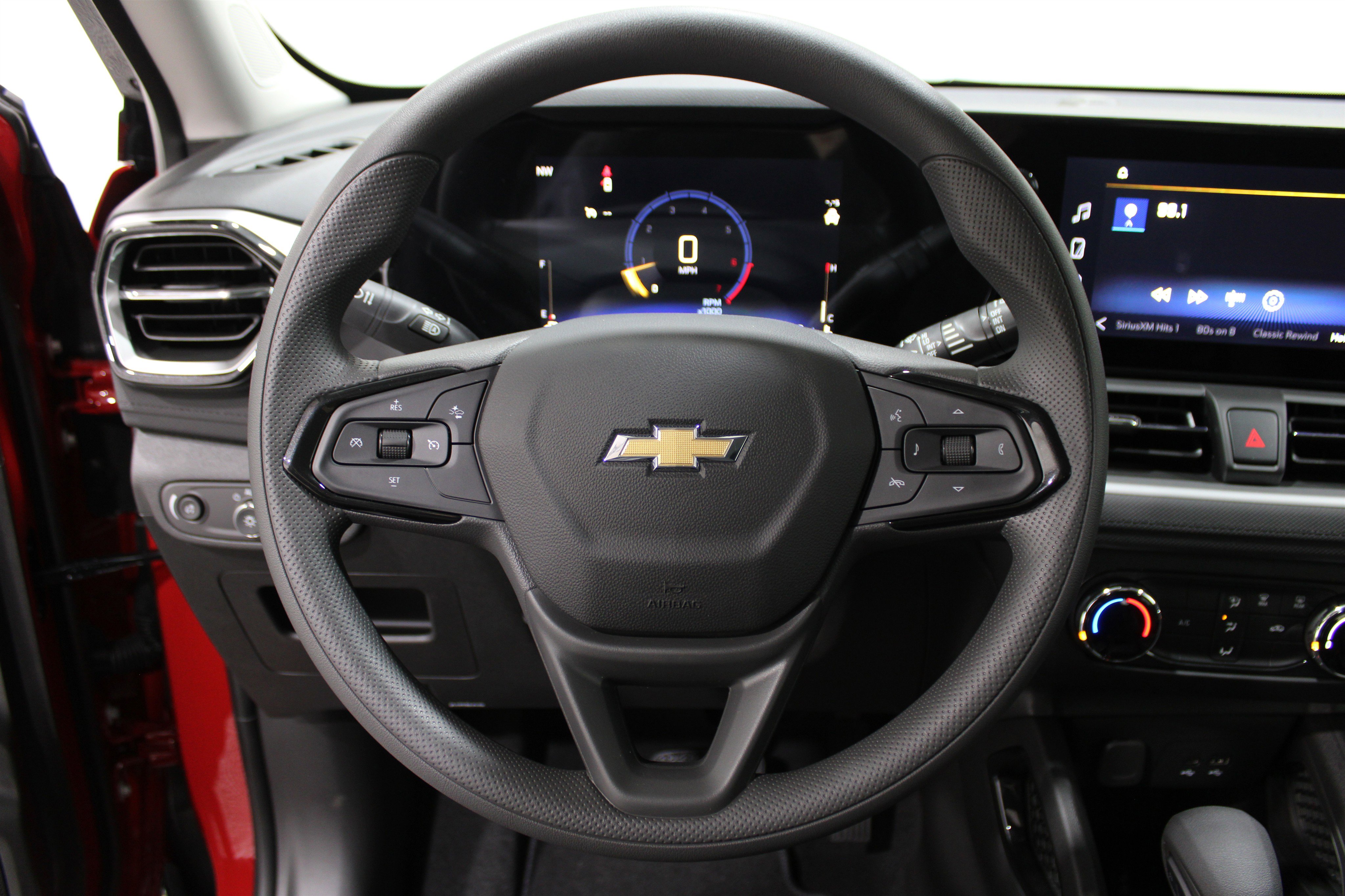 2026 Chevrolet Trailblazer LS photo 4