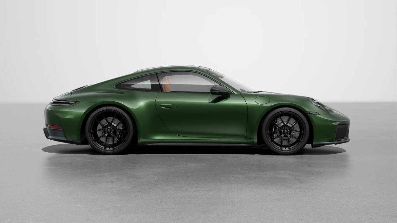 2026 Porsche 911 GTS photo 5