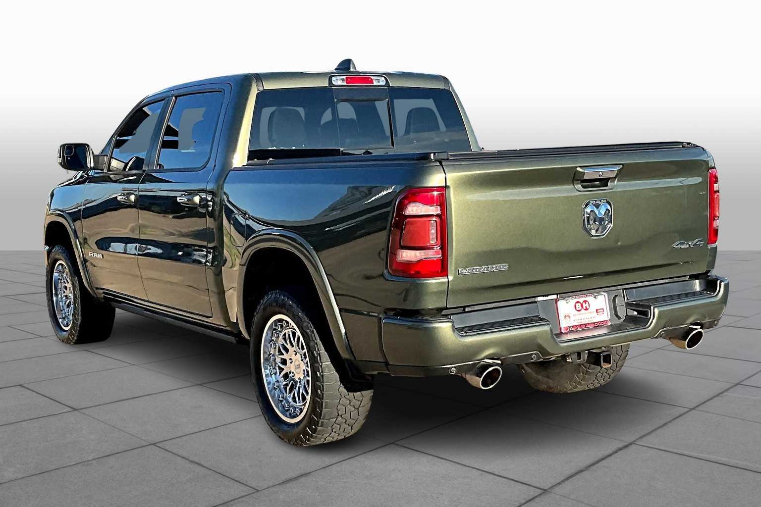 2021 Ram 1500 Laramie photo 12