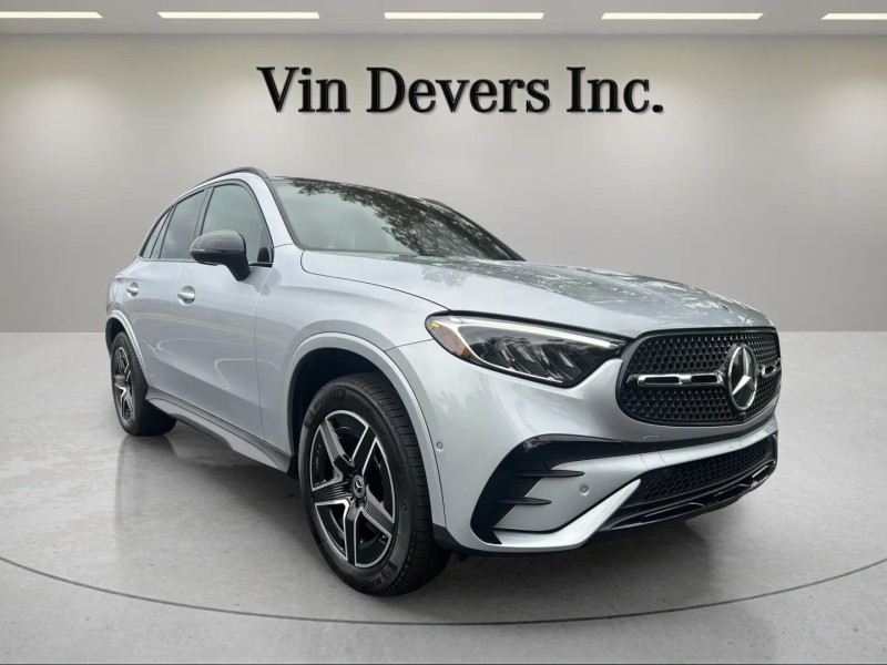 2024 Mercedes-Benz GLC GLC 300's photo