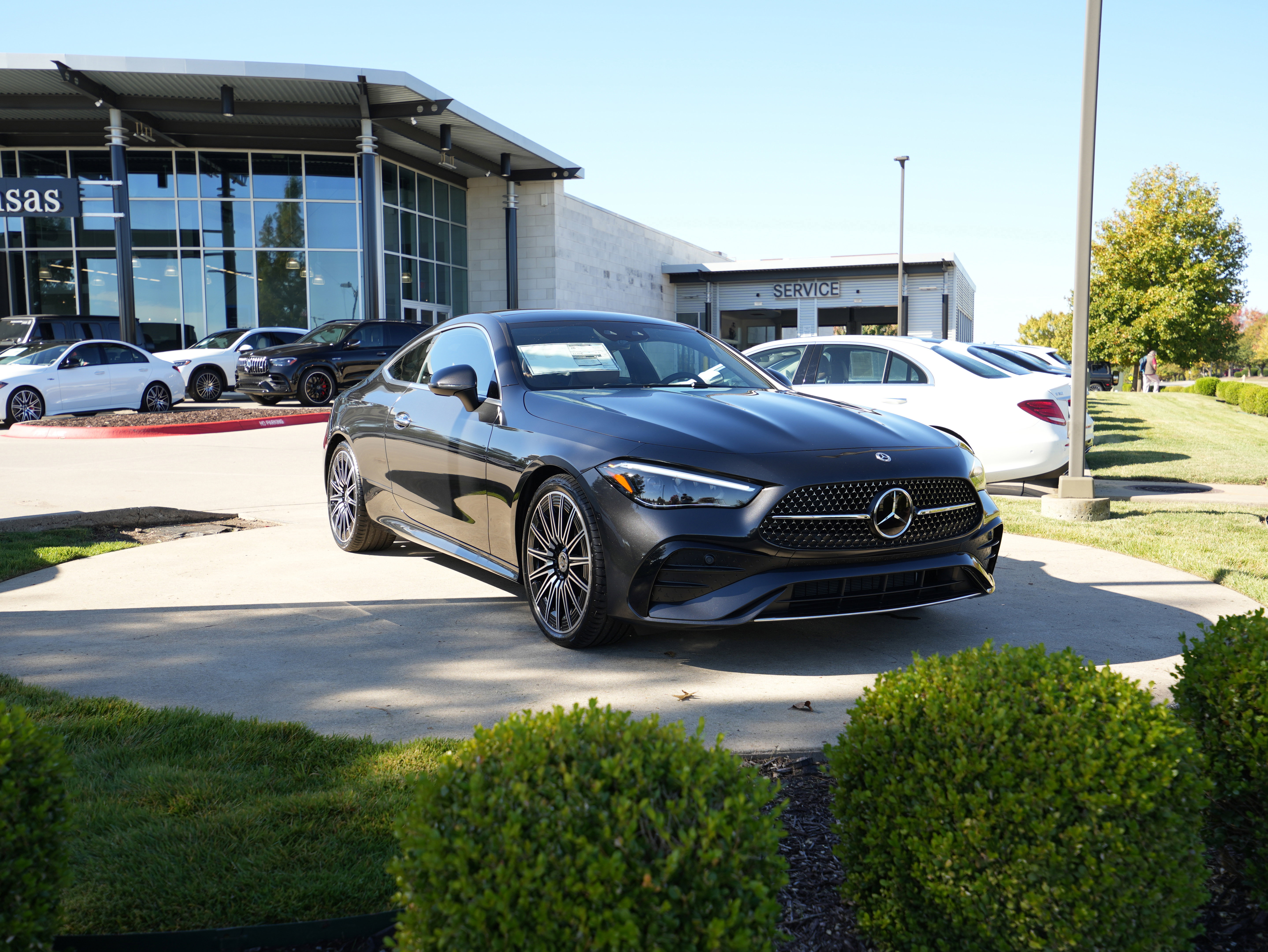 2026 Mercedes-Benz CLE CLE 450's photo