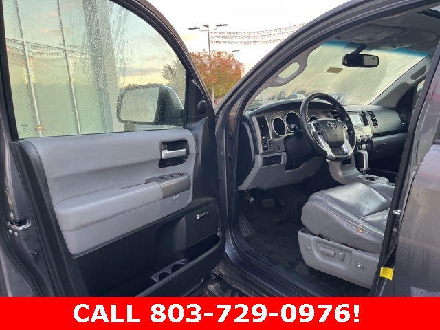 2014 Toyota Sequoia Limited photo 2