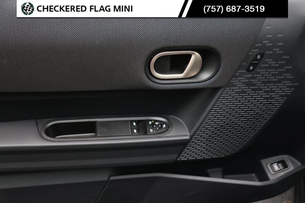 2025 Mini Cooper Hardtop S photo 16