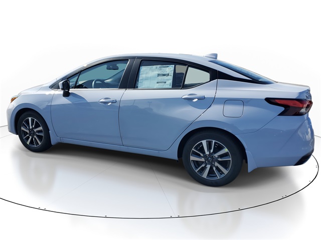 2025 Nissan Versa SV photo 3