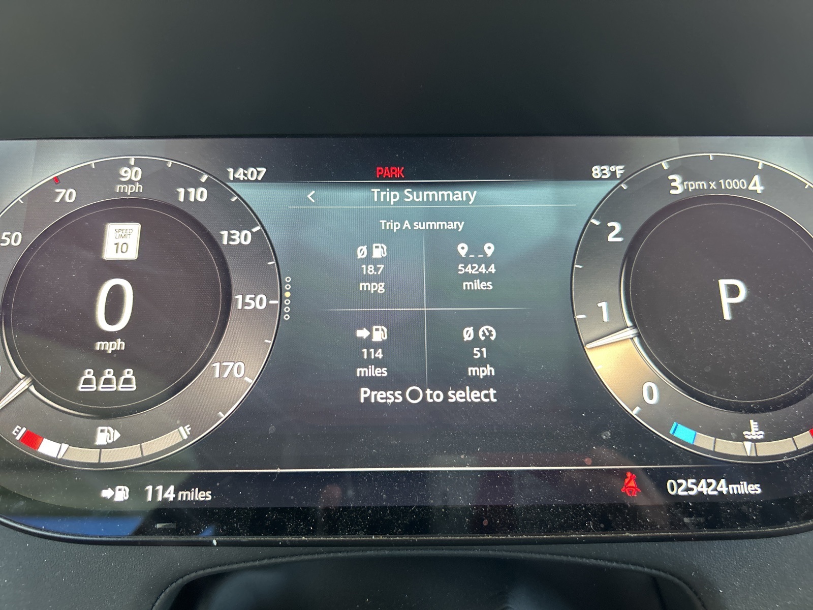 2023 Land Rover Range Rover SE photo 11