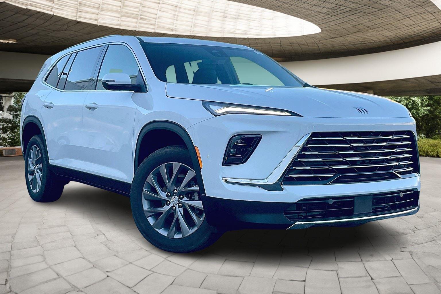 2026 Buick Enclave Preferred photo 2