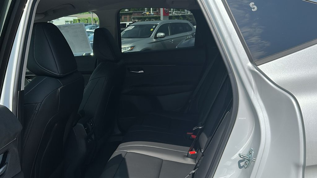 2025 Nissan Murano SV photo 22