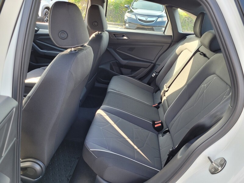2025 Volkswagen Jetta Sport photo 5