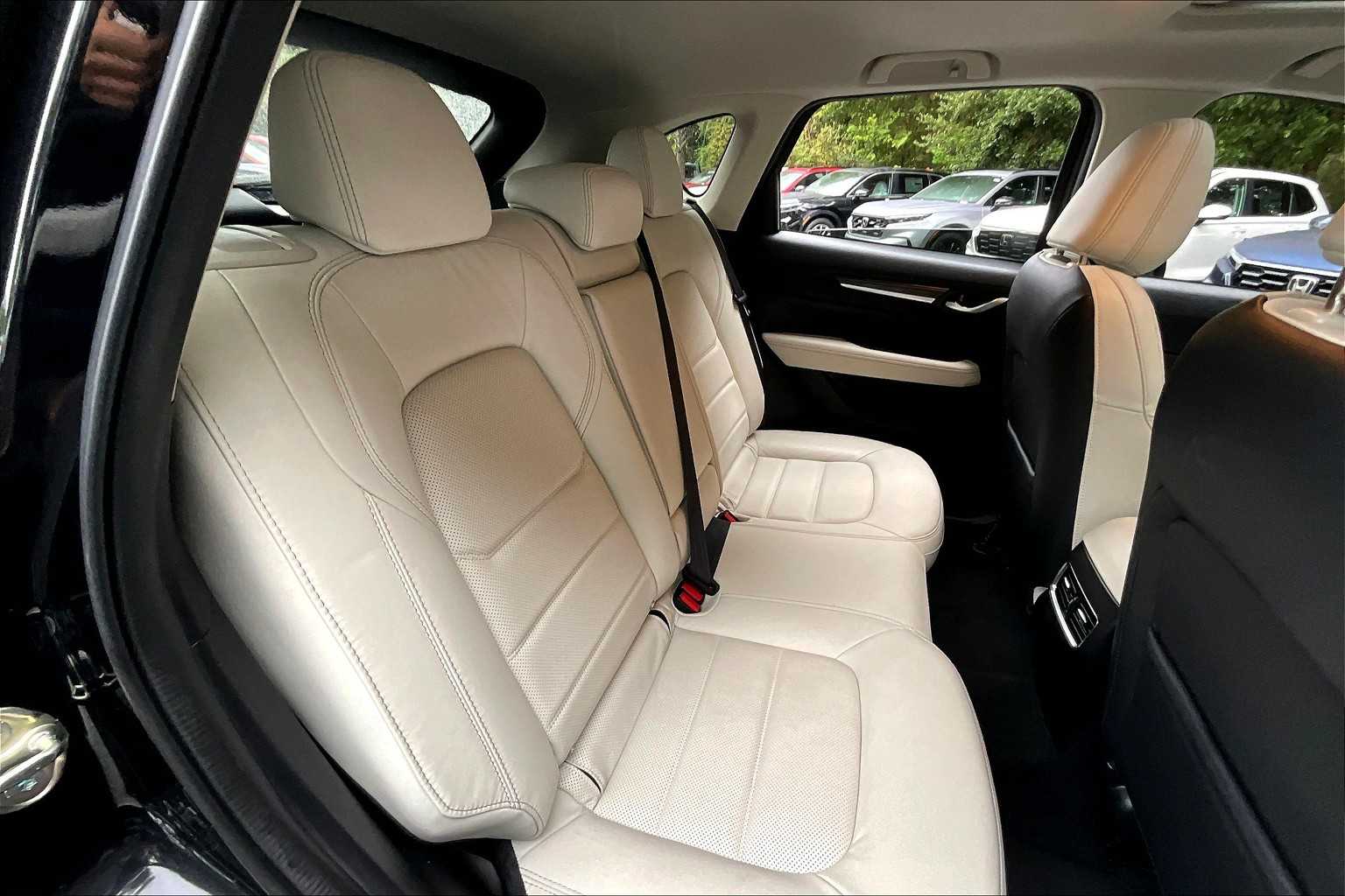 2022 Mazda CX-5 2.5 S Premium photo 18
