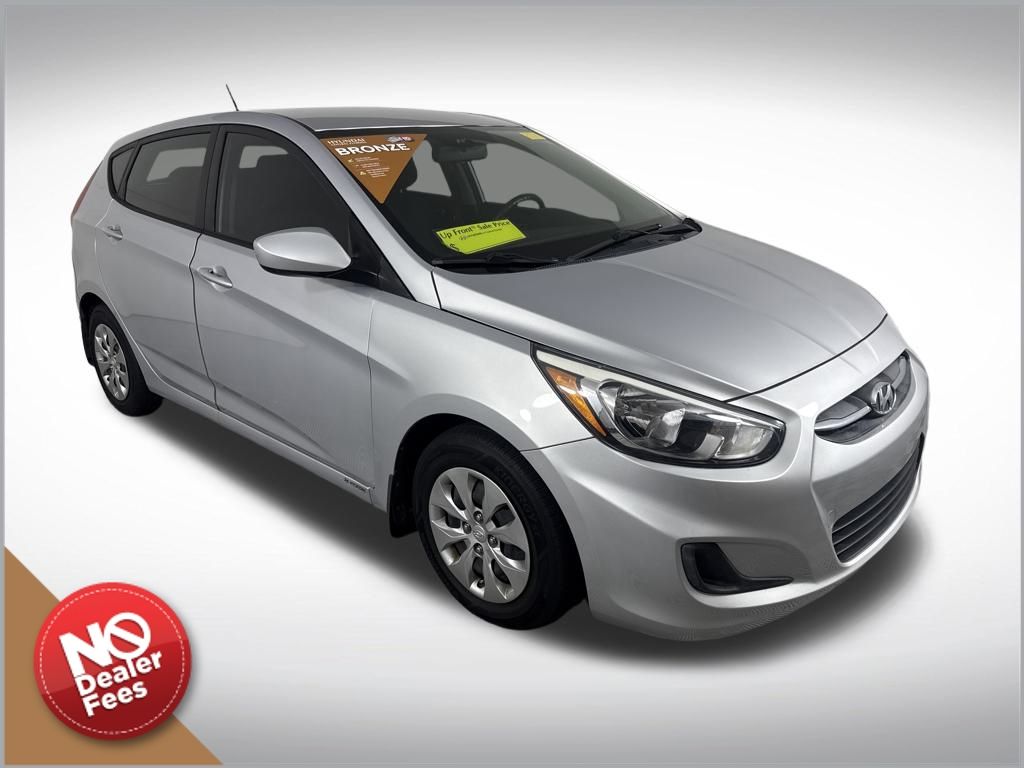 2016 Hyundai Accent SE's photo