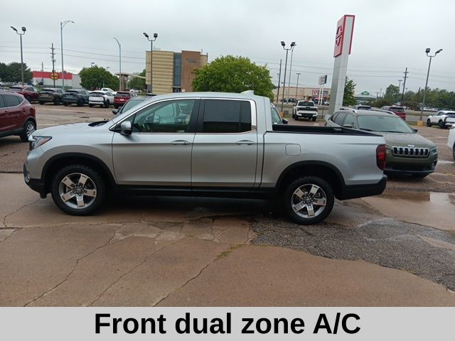 2025 Honda Ridgeline RTL photo 2