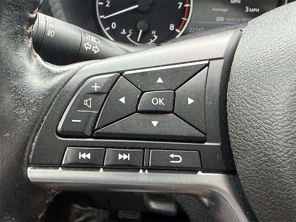 2021 Nissan Sentra SR photo 24
