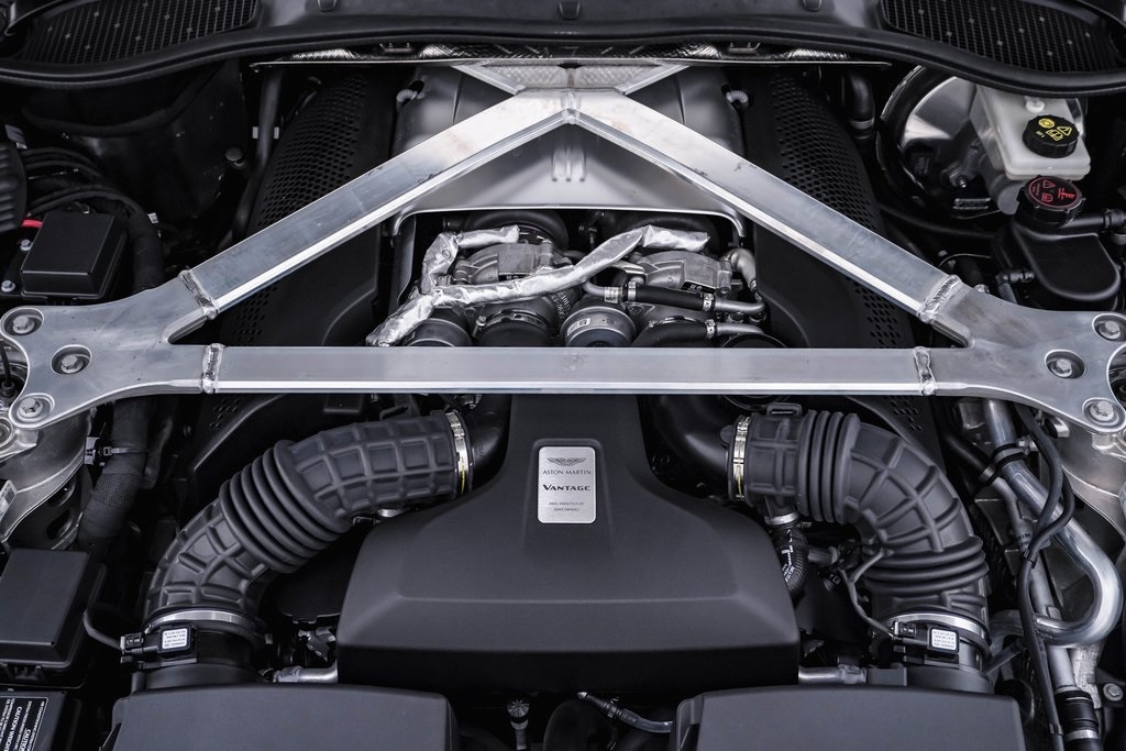 2020 Aston Martin Vantage AM6 photo 33