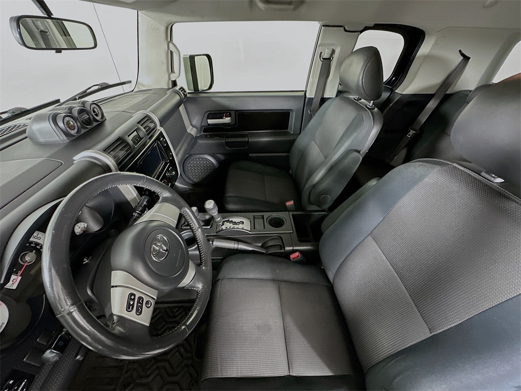 2008 Toyota FJ Cruiser Base photo 3