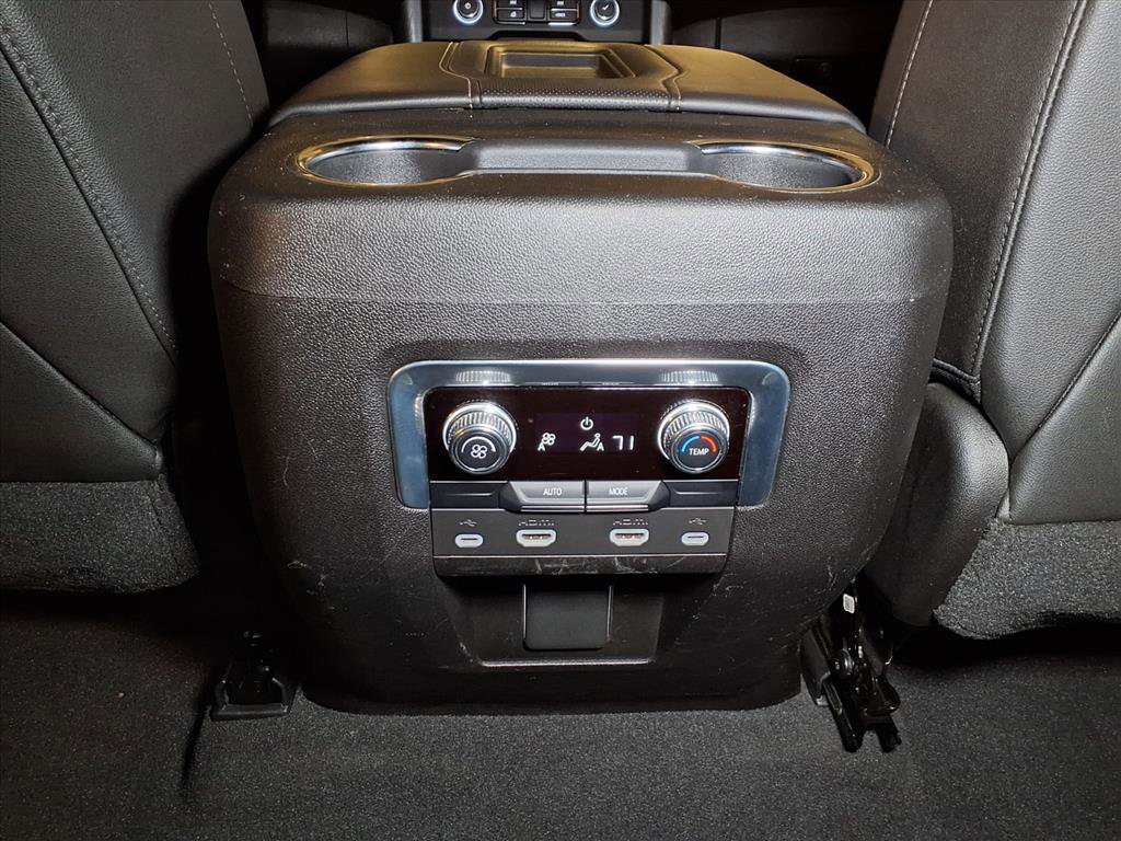 2021 Gmc Yukon XL SLT photo 15