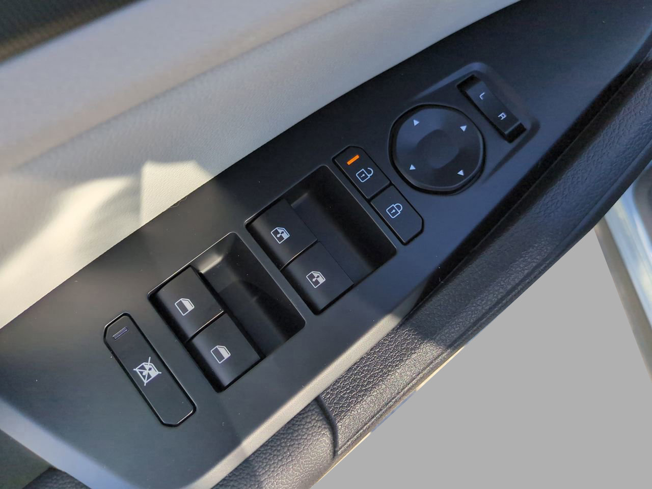 2026 Kia Sportage Hybrid EX photo 29