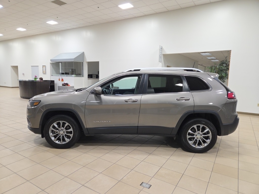 Used 2020 Jeep Cherokee Lux with VIN 1C4PJMLX8LD630728 for sale in Taylorsville, IN