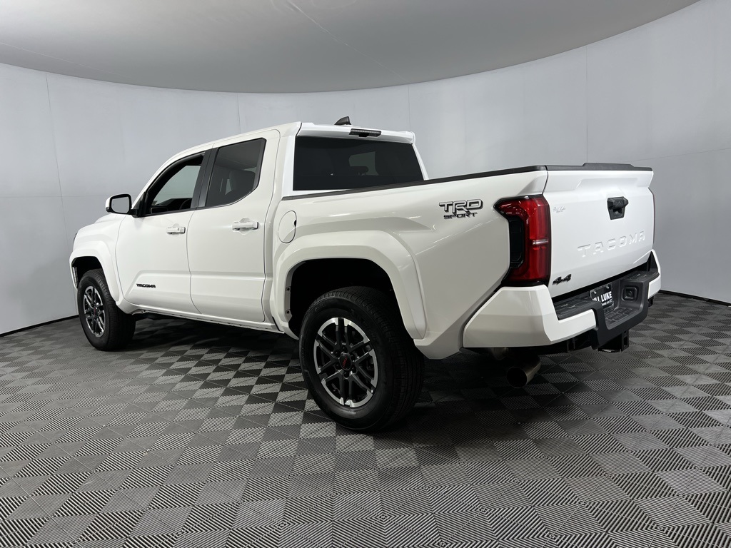 2024 Toyota Tacoma TRD Sport photo 3