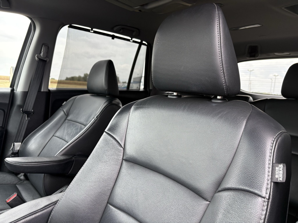 2020 Honda Pilot Touring photo 15