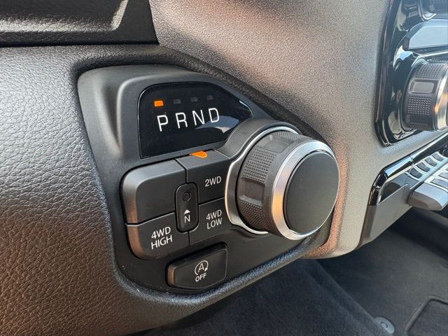 2025 Ram 1500 Tradesman photo 15