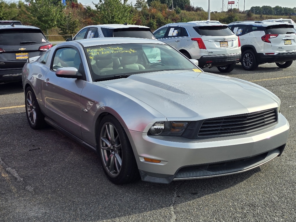 2011 Ford Mustang GT Premium photo 7