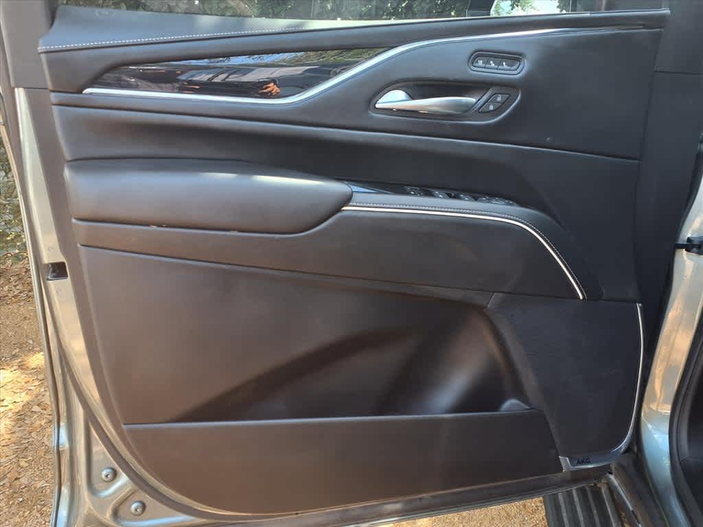 2023 Cadillac Escalade ESV photo 14