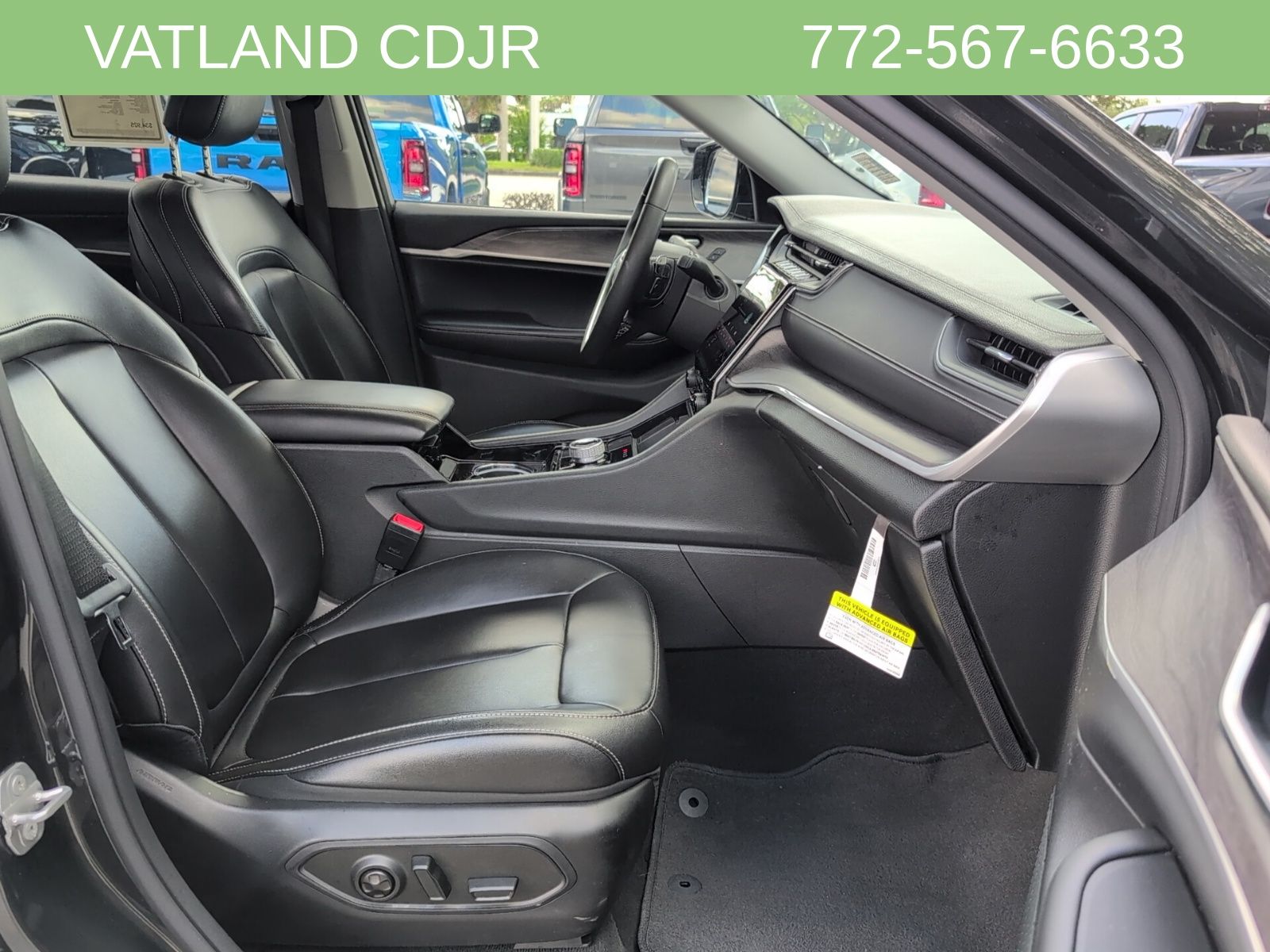 2023 Jeep Grand Cherokee Limited photo 35
