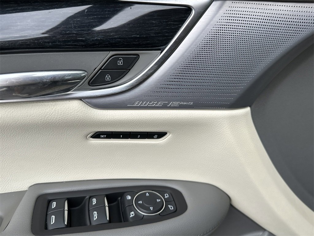 2024 Cadillac XT6 Premium Luxury photo 8