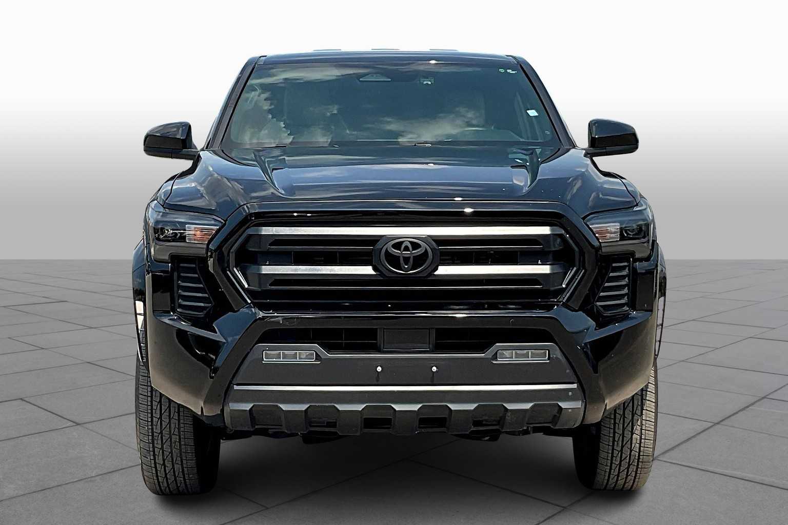2024 Toyota Tacoma SR5 Double Cab photo 3