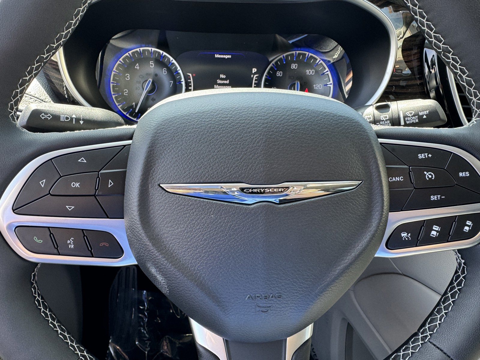 2024 Chrysler Pacifica Limited photo 23