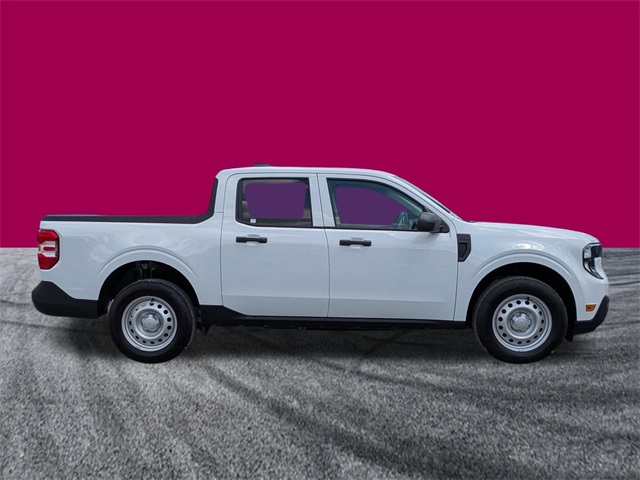 2025 Ford Maverick XL photo 3