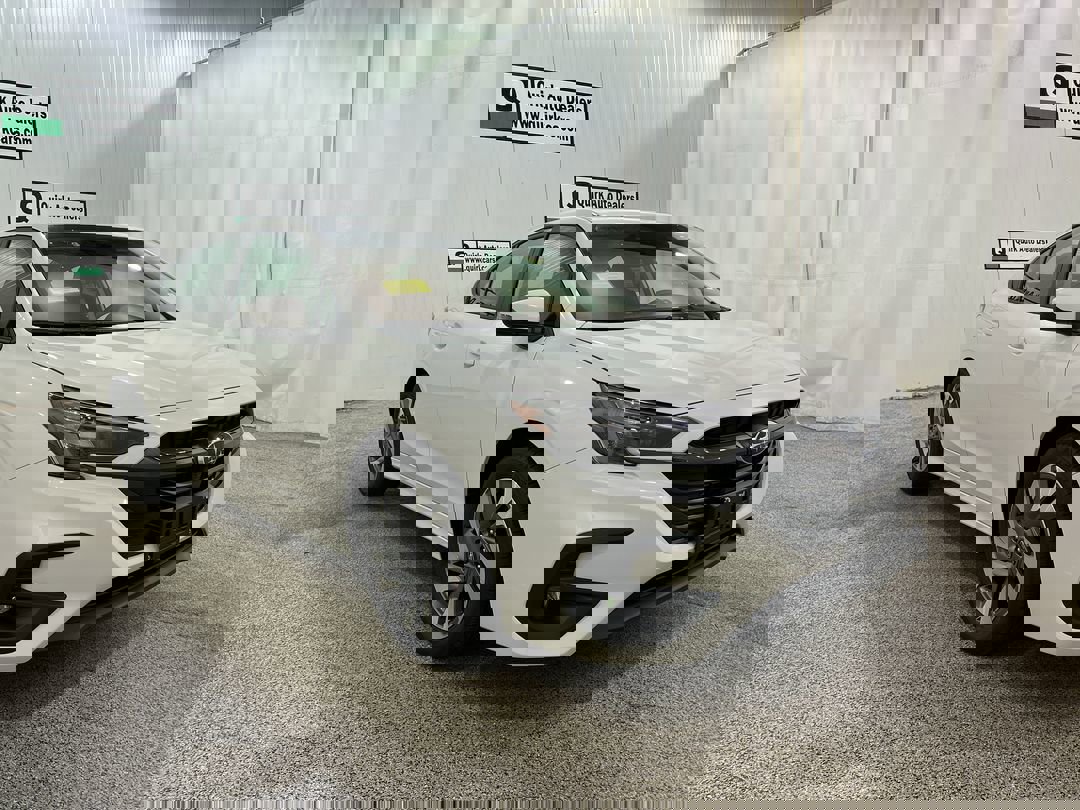 2025 Subaru Legacy Limited's photo