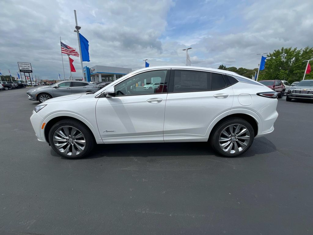2025 Buick Envista Avenir photo 4