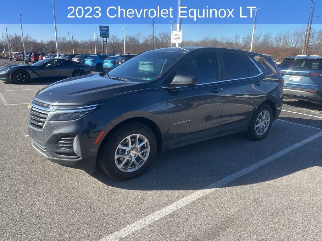 2023 Chevrolet Equinox LT photo 2