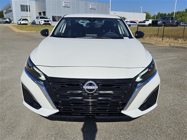 2025 Nissan Altima 2.5 SV photo 2