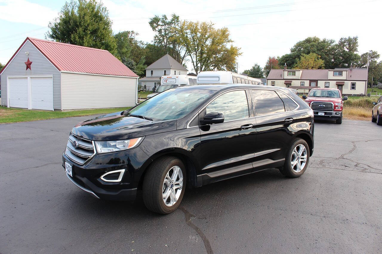 2018 Ford Edge Titanium's photo