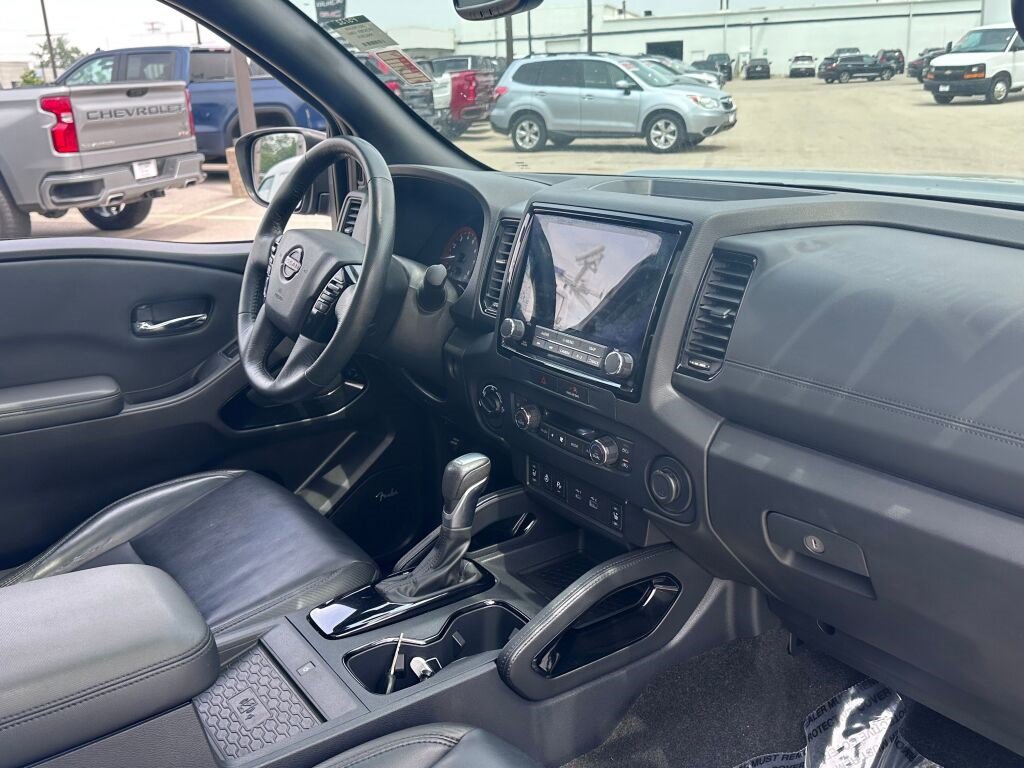 2022 Nissan Frontier S PRO-4X photo 5