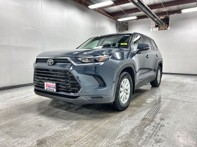 2026 Toyota Grand Highlander XLE's photo