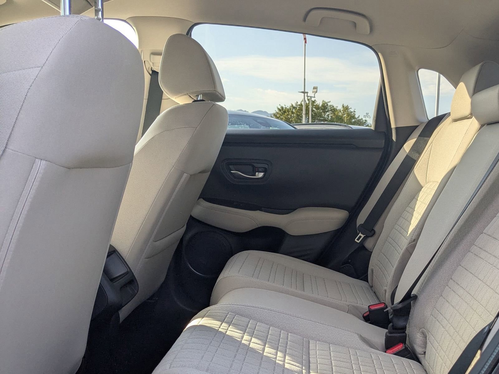 2026 Honda HR-V LX photo 15